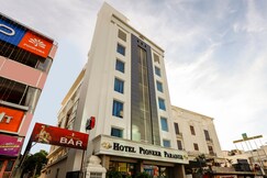 HOTEL PIONEER PARADISE