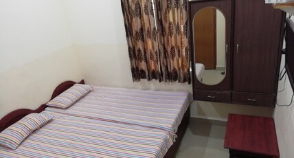 Lingam Residency Room Type - AC DELUXE ROOM