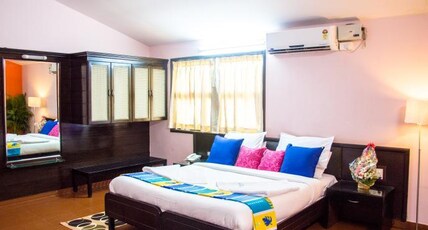 Suhashini Palace Room Type - County Class A/c Room