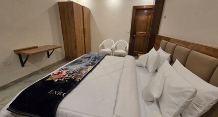 Shri Aashray Room Type - Kasturi