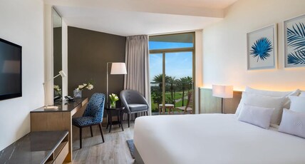 JA Beach Hotel, Dubai Room Type - Resort View Room with Private Beach and Splash Park JA Beach Hotel, Dubai Room Type - Resort View Room with Private Beach and Splash Park