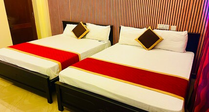 Mookambigai Residency Room Type - 4 PERSON AC ROOM