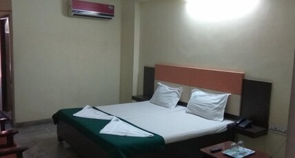 Chandana Residency Room Type - Deluxe Room - King Bed(AC) Chandana Residency Room Type - Deluxe Room - King Bed(AC)
