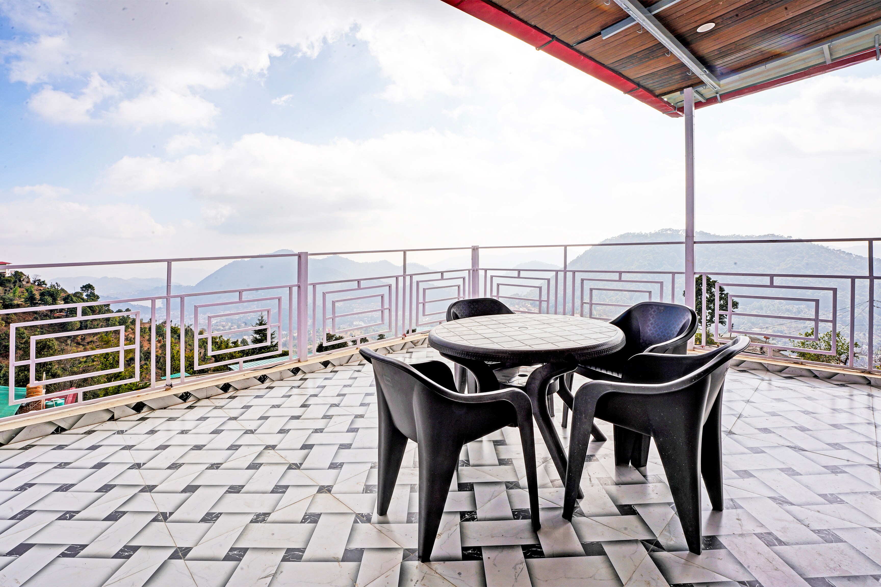 Hotel O Sadhna Holiday Home - Tap to explore photos