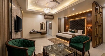 Hotel Grand Safari Room Type - Suite Room