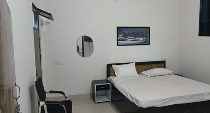 THE NARAYANA HOTEL Room Type - Non AC deluxe