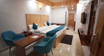 Amazing Luxury Resort Room Type - Elegant Room With Balcony With River and Mountain View Amazing Luxury Resort Room Type - Elegant Room With Balcony With River and Mountain View