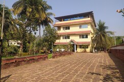 Sea Winds Hotel Guhagar