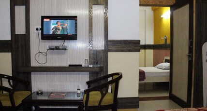 Hotel Mansarovar Room Type - Suite Room