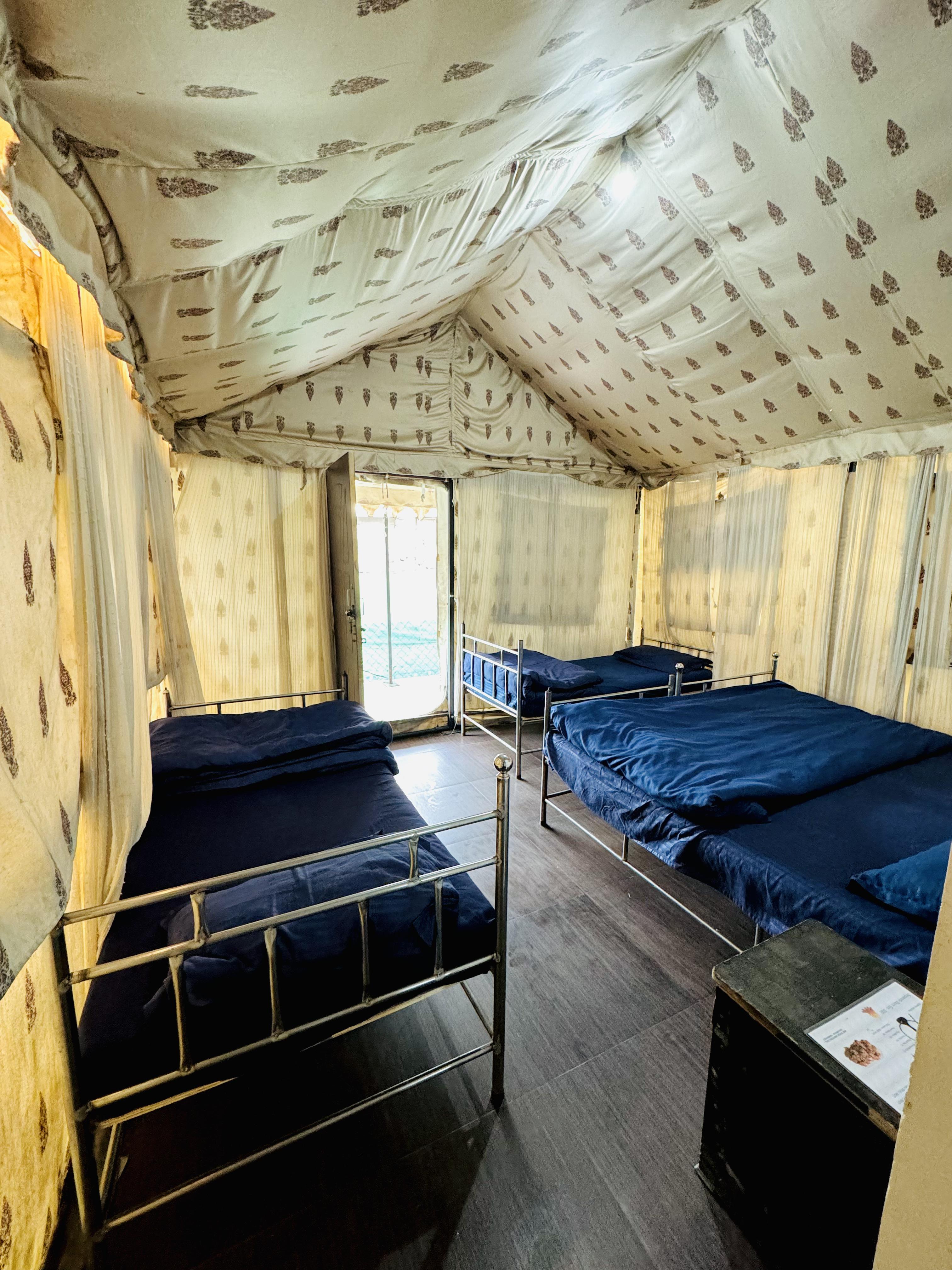 Mini swiss resort - Tap to explore photos