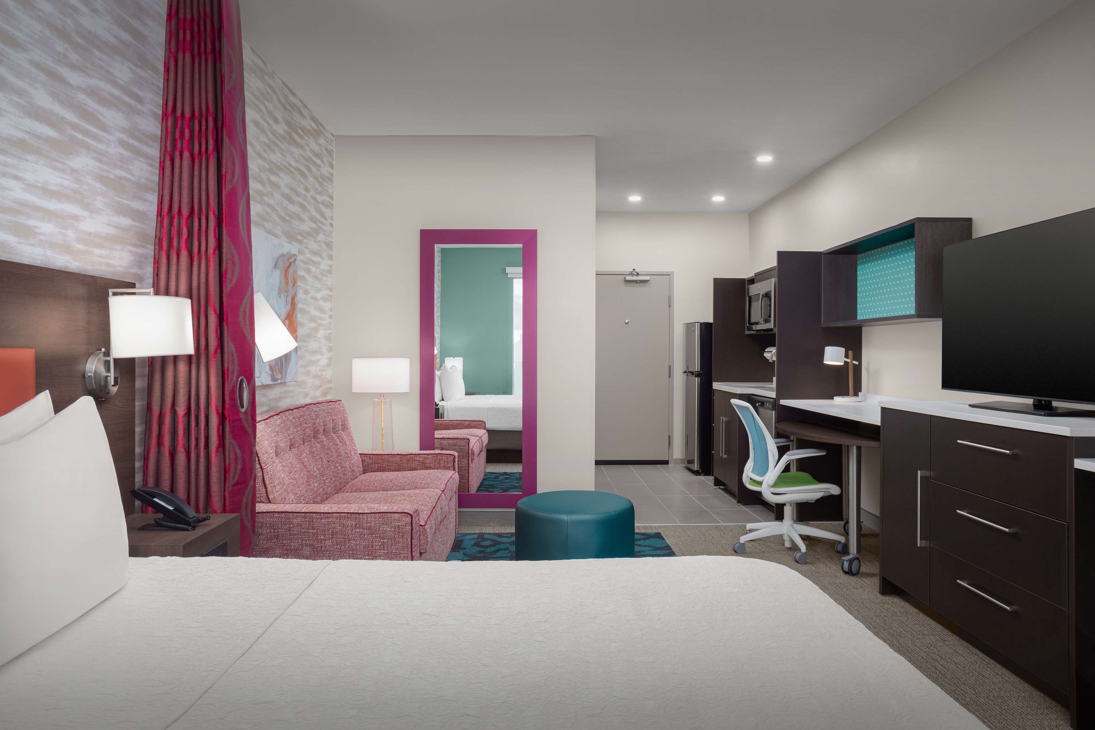 Home2 Suites by Hilton Laredo North - Tap to explore photos