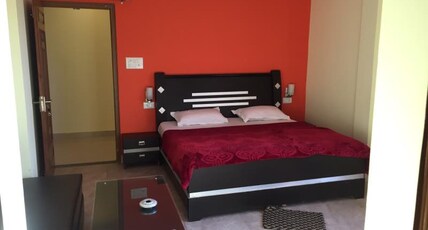 Rajinder Guest House Room Type - Deluxe AC  Room