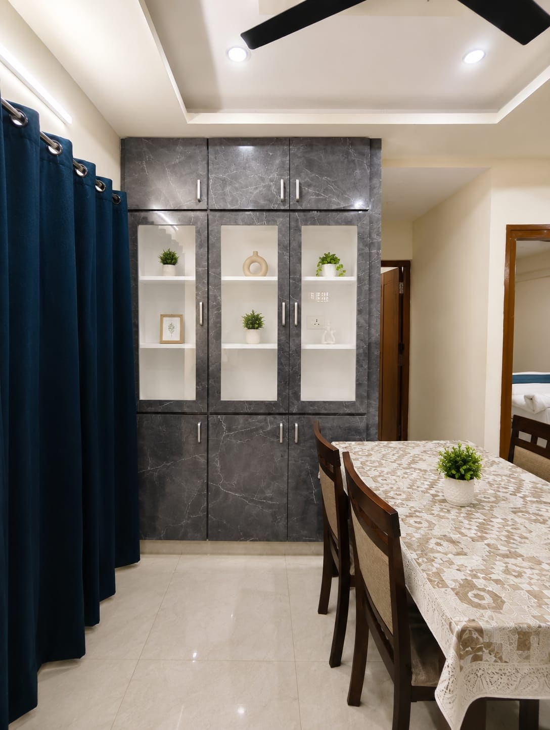 KB's Stay - The IRIS 2BHK 201 - Tap to explore photos