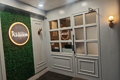 Hotel Kingdom Surat