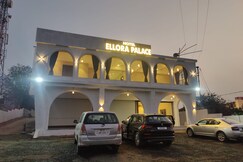 Hotel Ellora Palace