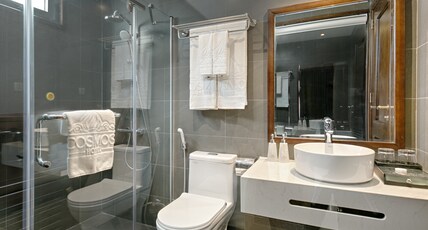 Cosmos Danang Hotel Room Type - Triple Room with City View Cosmos Danang Hotel Room Type - Triple Room with City View