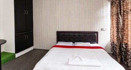 THE GRITTI  CASTLE  HOTEL & RESTAURANT Room Type - Standard Room - Mountain View