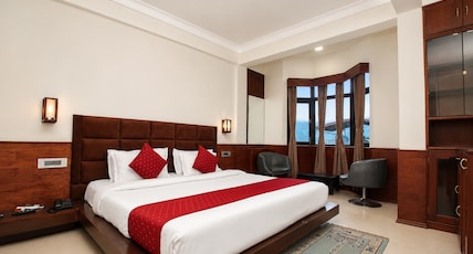 Hotel Yavachi - 300 mts from MG Marg Room Type - Super Deluxe Valley View Hotel Yavachi - 300 mts from MG Marg Room Type - Super Deluxe Valley View