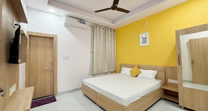 Nandish Room Type - AC Deluxe Room without Balcony