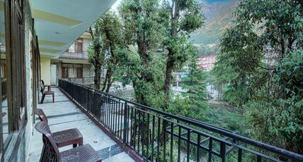 Hotel Seven Seas Room Type -  Deluxe Room