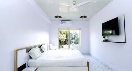 The Nature View Resort Room Type - Super Deluxe Room