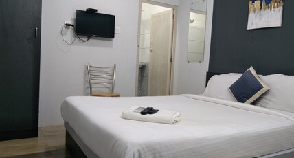 Silver Cloud Hotel Room Type - Standard Room