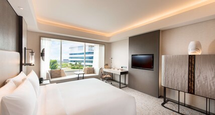 Conrad Manila Room Type - KING EXECUTIVE ROOM