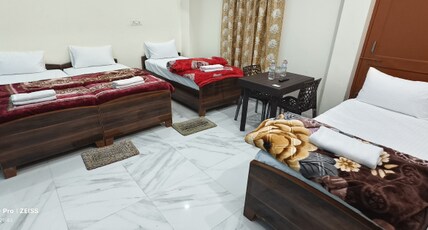 Hotel Ganga Palace By GRB Room Type - Family Room