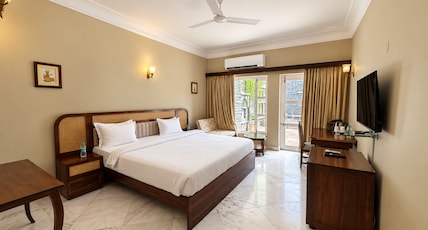 Kings Abode - Luxuria Ranakpur by Moustache Room Type - Premium Family Room with Plunge Pool Kings Abode - Luxuria Ranakpur by Moustache Room Type - Premium Family Room with Plunge Pool