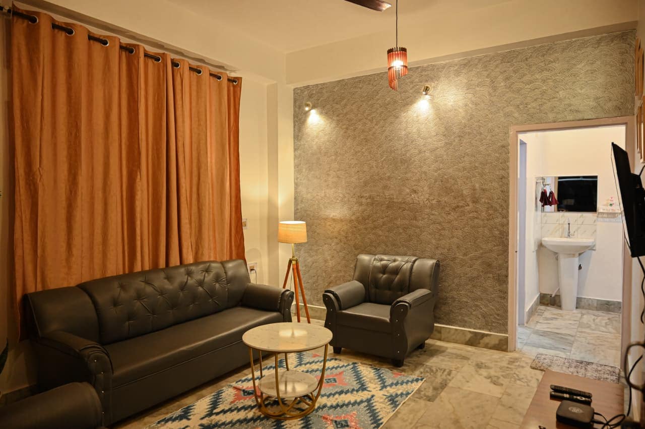 Debnavs Inn | Private Apartment in Uzan Bazar - Tap to explore photos