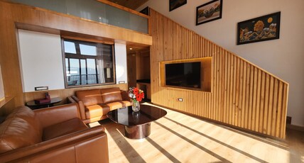Summit Grand Resort & Spa Room Type - Family Penthouse View with Jacuzzi and Balcony