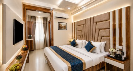 Hotel Star Villa- 1 Minute from NDLS Station Room Type - Majestic Double Room