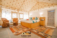 Classic Thar Resort&Camp
