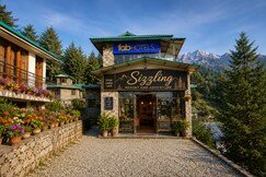 Photos of FabHotel Sizzling Resort & Adventure - Nr. Main Market