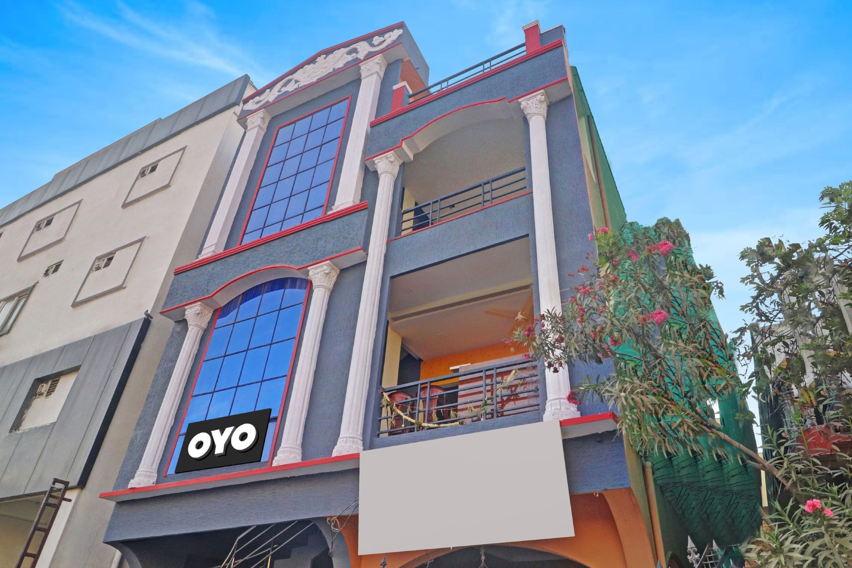 Hotel O by OYO R Square - Tap to explore photos