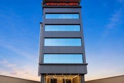 Hotel Pruthviraj Palace Lodge
