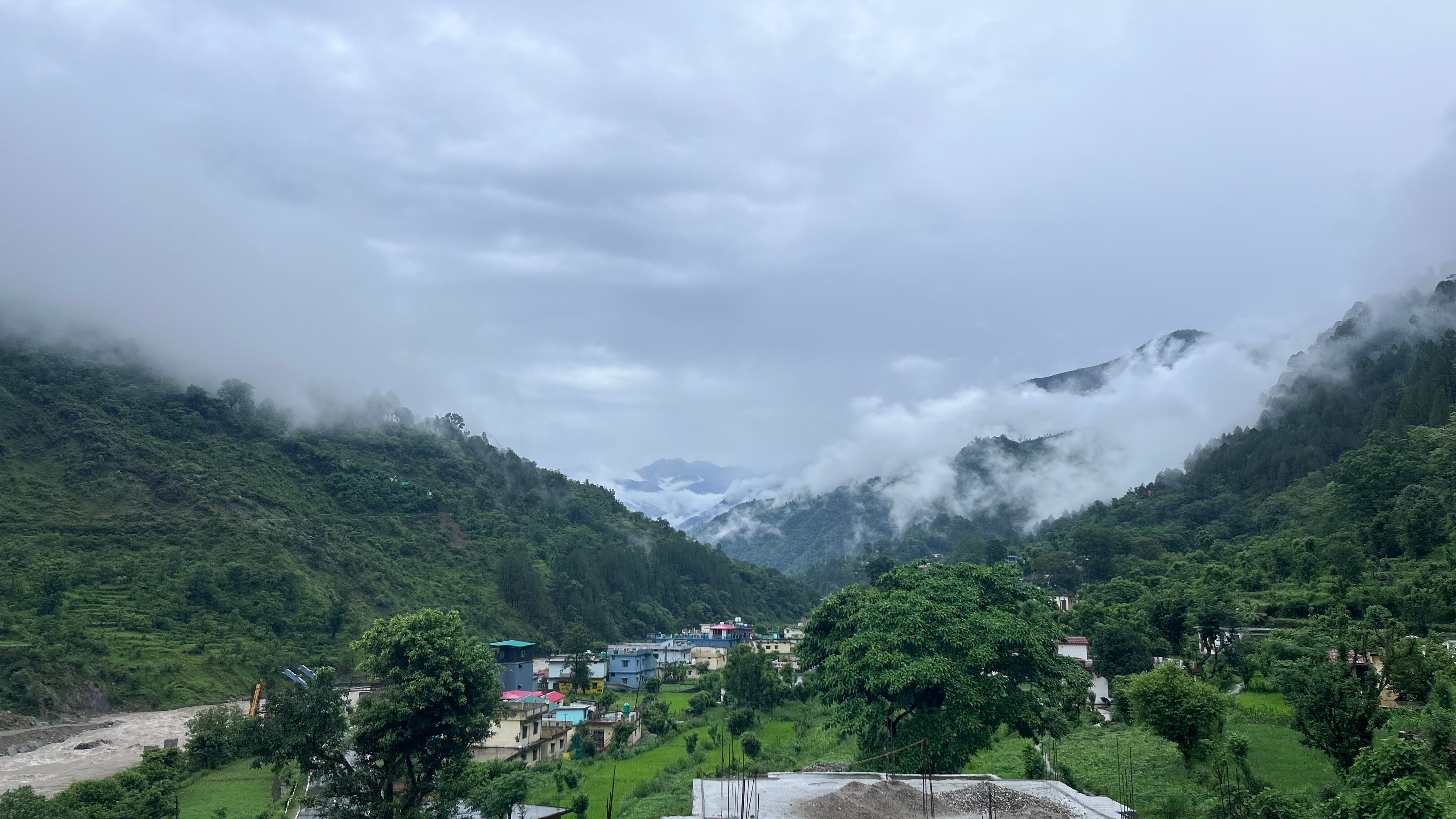 Shri - By Elite Travellers - Tap to explore photos
