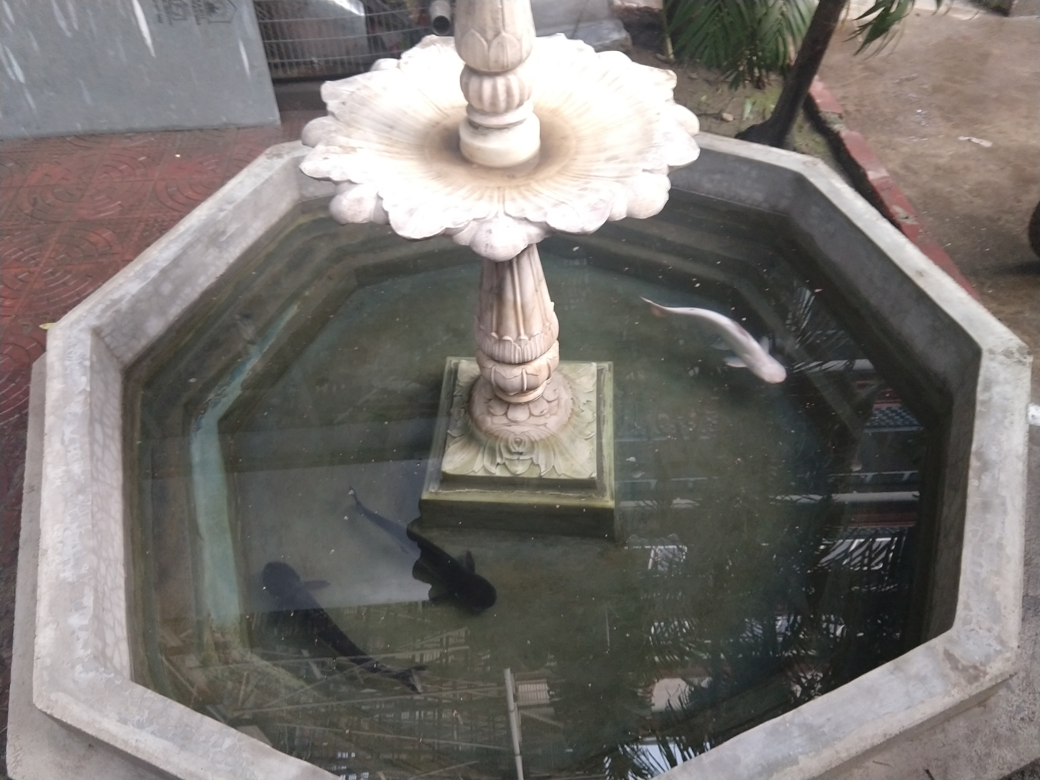 THE HOWRAH HOTEL - Tap to explore photos