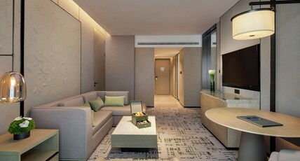 Hilton Chengdu Chenghua Room Type - KING 1BEDROOM DELUXE SUITE
