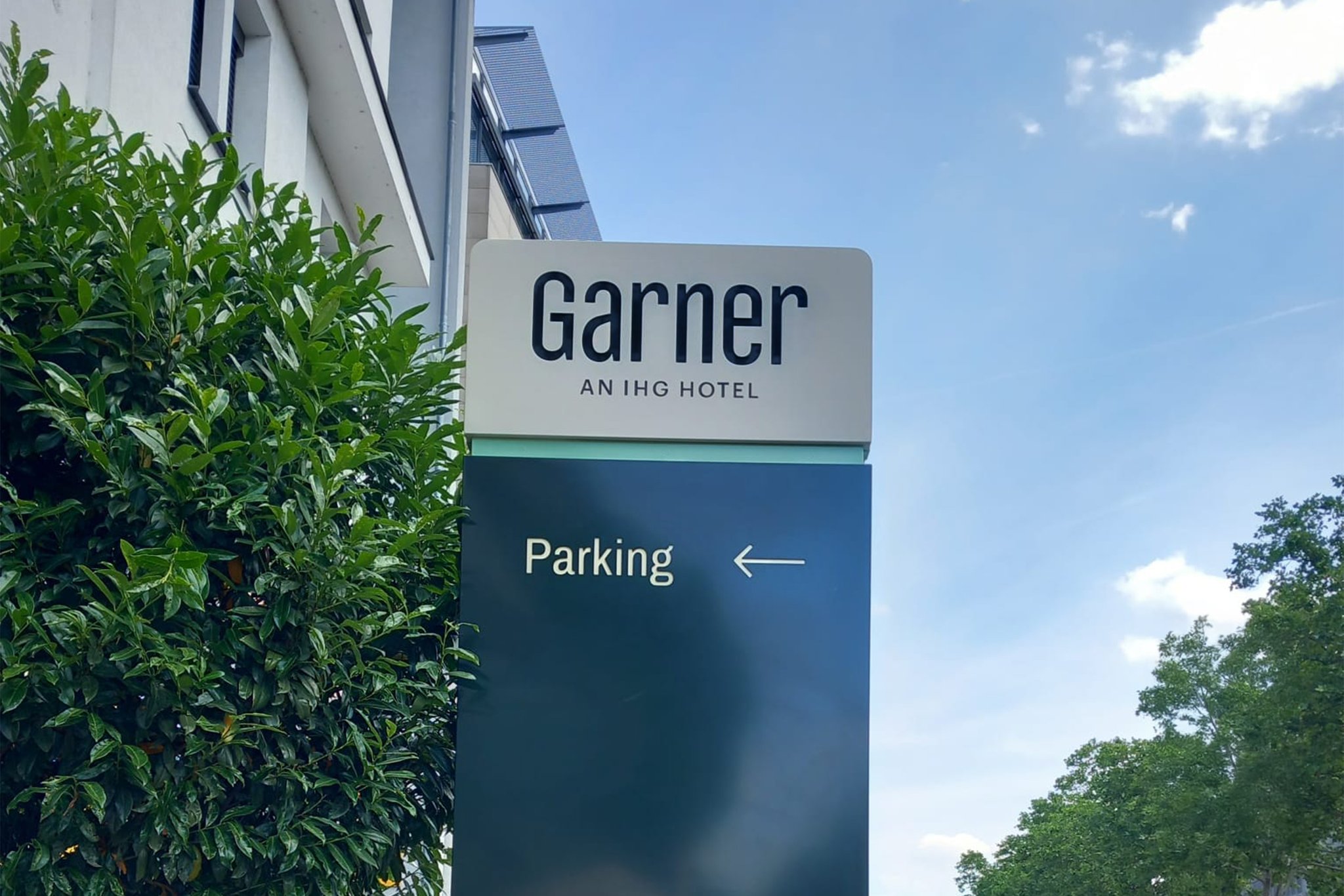 Garner Hotel FRANKFURT - PALMENGARTEN by IHG - Tap to explore photos