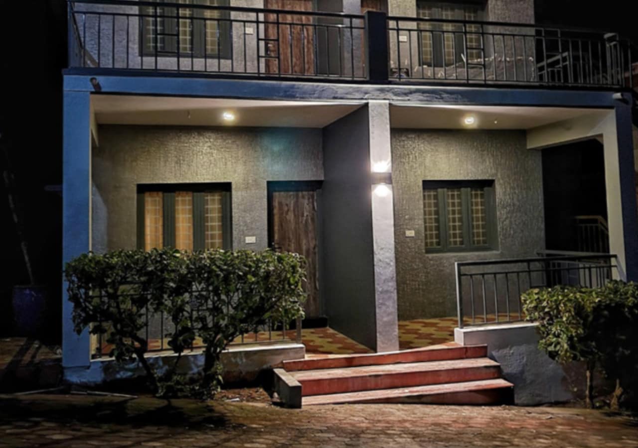 MM Resort - Tap to explore photos