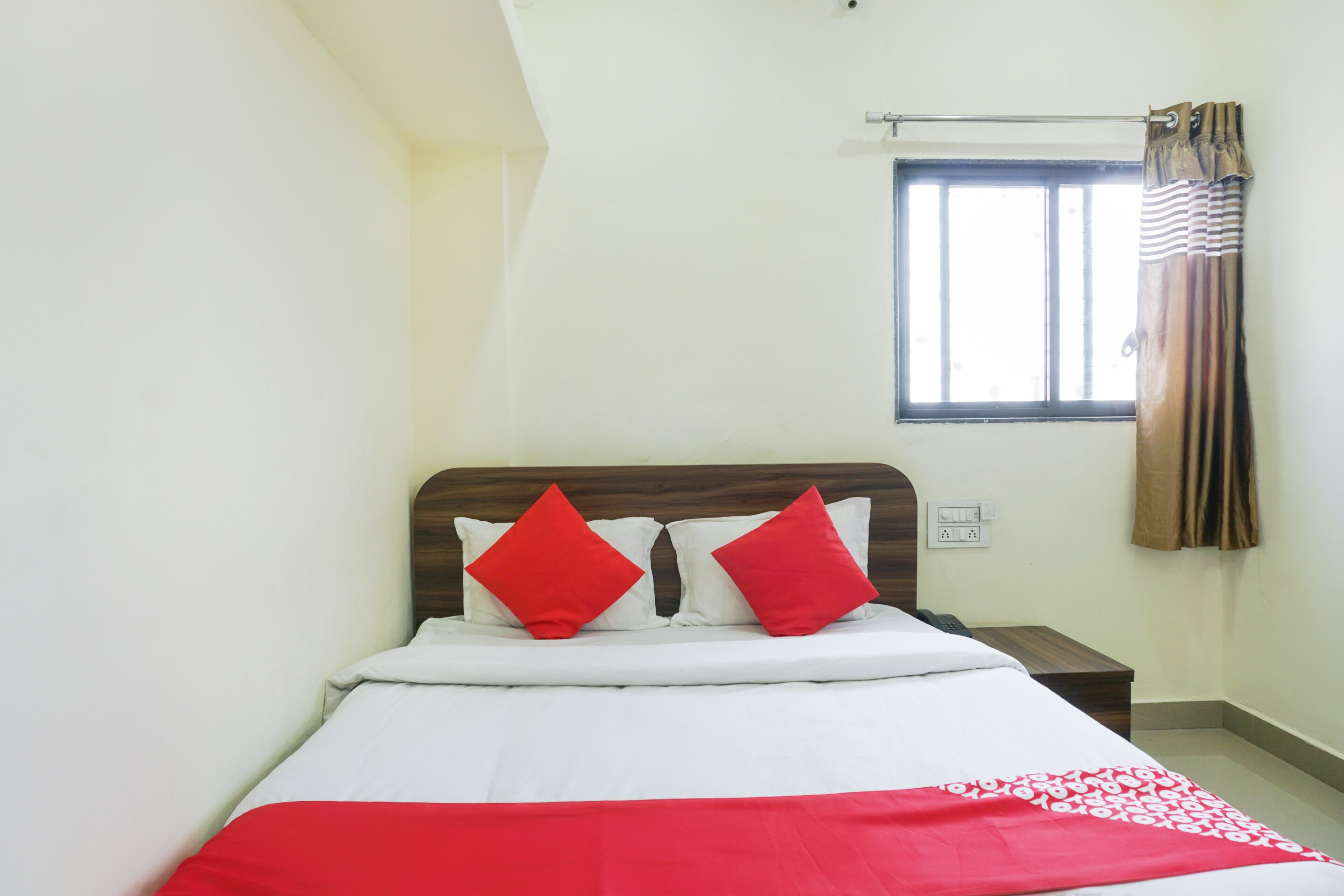 Hotel O Shiv Malhar Hotel - Tap to explore photos
