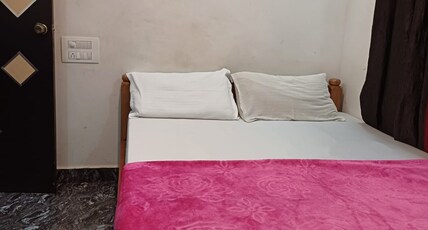 Livin Rooms In Kushalnagar Room Type - Deluxe Room for 3 pax and above