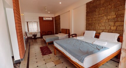 Hampi Delmont Room Type - Family Cottage AC
