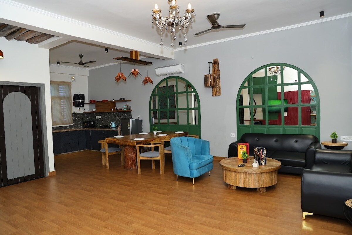 Crown by Shvisa- 3BHK Luxurious Apartment - Tap to explore photos