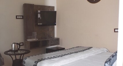 Shri Awadh Hotel Room Type - NON AC - STANDARD ROOM
