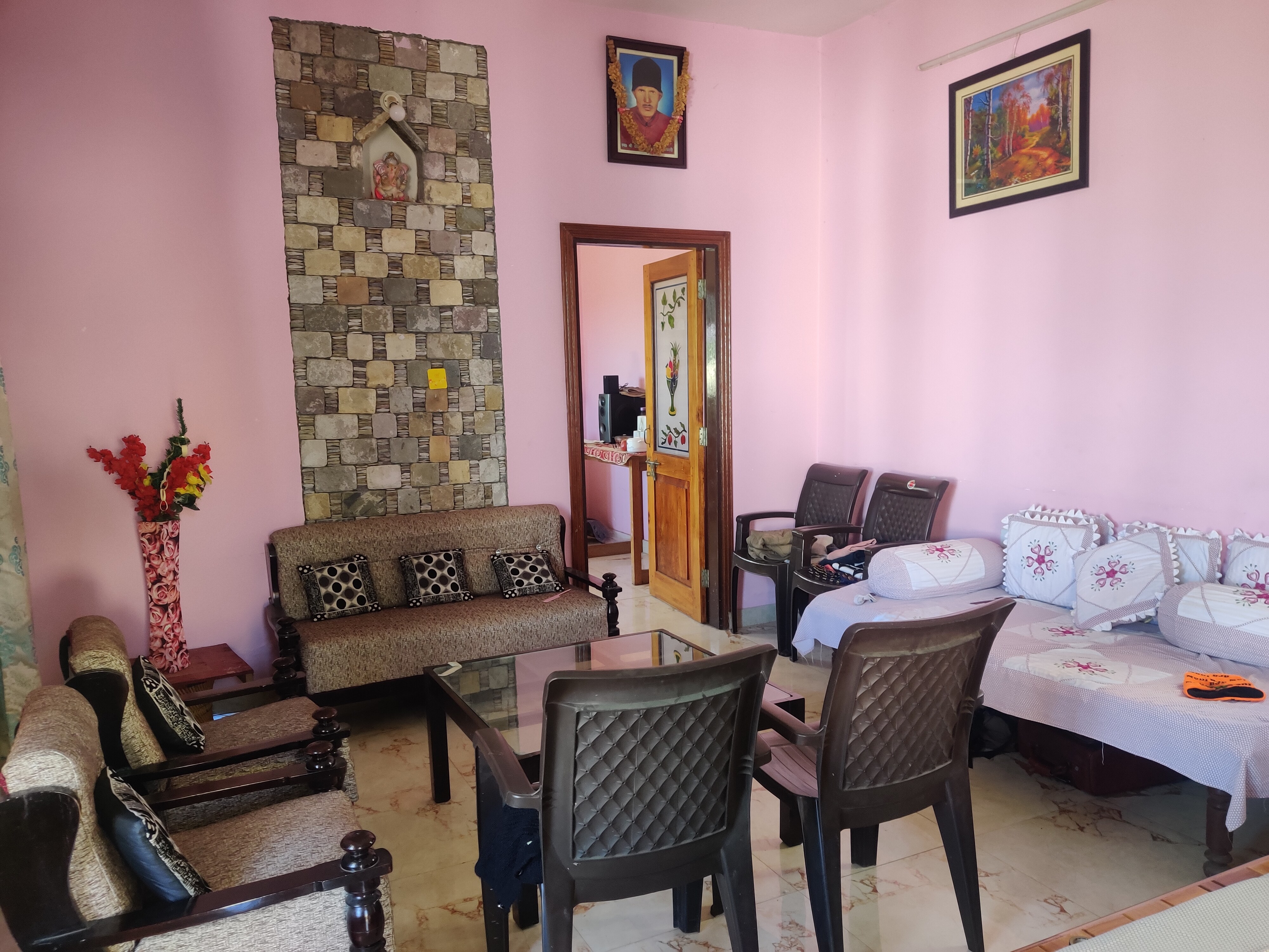 Moti Heritage - Tap to explore photos