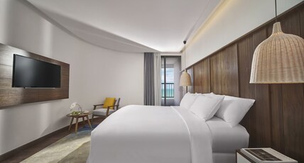 Vias Hotel Vung Tau Room Type - Superior Queen Room