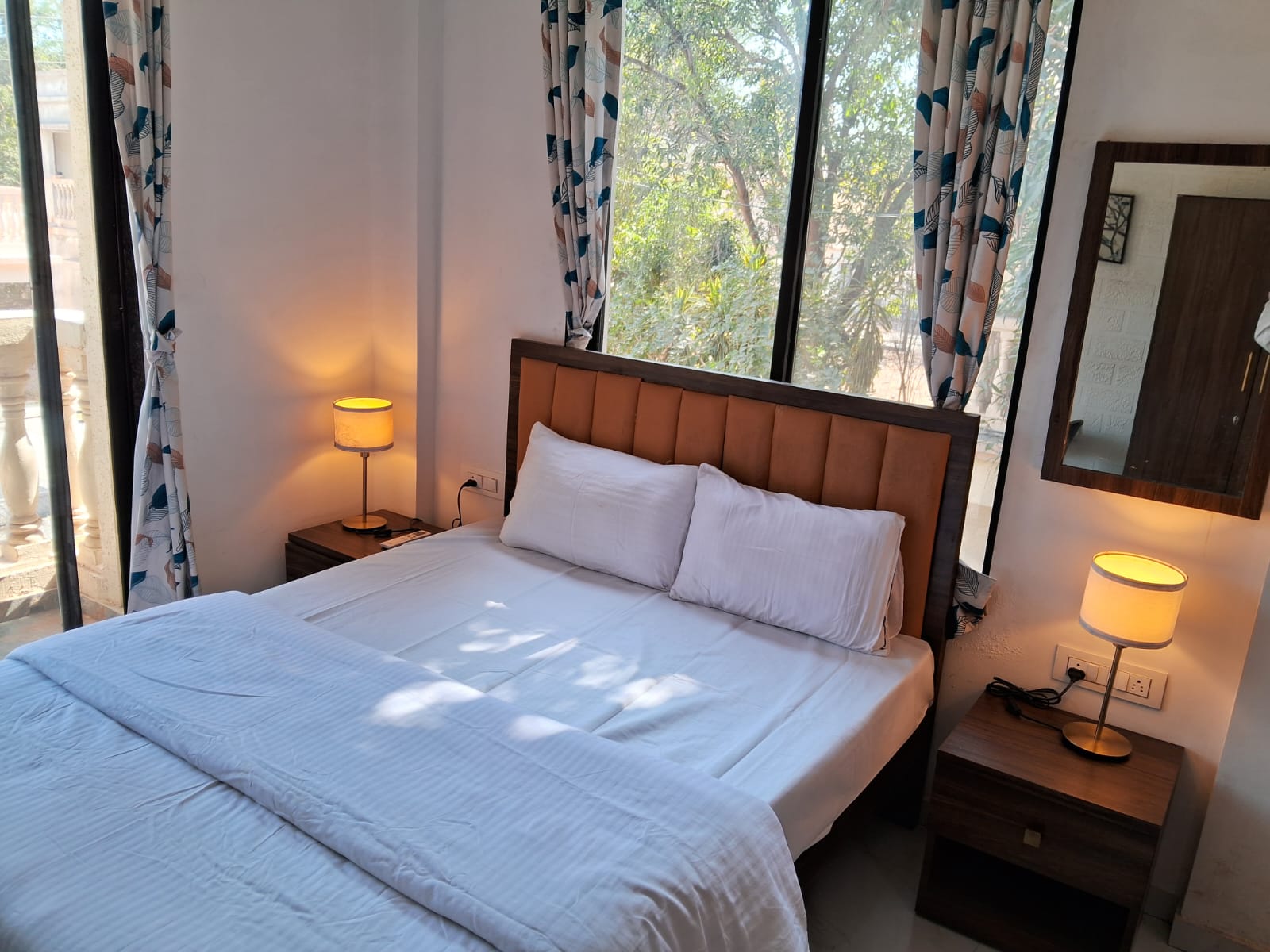 Wollywood, Wada - Tap to explore photos