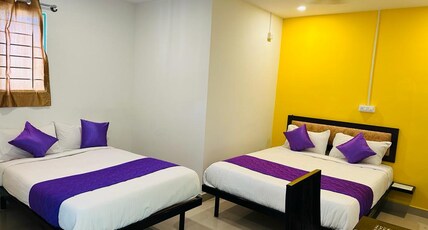 S Y Comforts Room Type - Deluxe Room